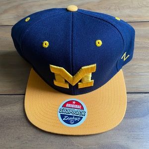NWT • Zephyr UofM SnapBack